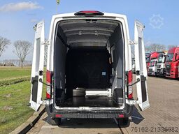 FORD TRANSIT 2.0 L3H3 RWD Navi