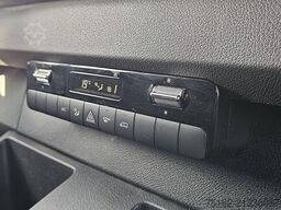 MERCEDES-BENZ SPRINTER 317 L2H2 RWD Automaat
