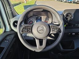 MERCEDES-BENZ SPRINTER 317 L2H2 RWD Automaat