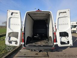 MERCEDES-BENZ SPRINTER 315 L2H2 3.5t-Trekhaak!