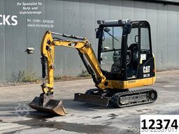 CATERPILLAR 301.7D Gummikette / 2 Löffel / Schwenkschaufel