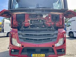 Mercedes-Benz Actros 1845 Dutch truck.  Retarder. APK till 16...