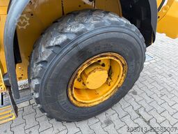 CATERPILLAR 914 14A Radlader MIT Schaufel 8,6 Tonnen *2927 h