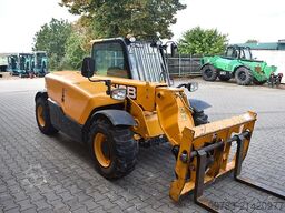 JCB 525-60
