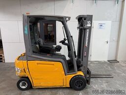 Jungheinrich EFG 320 / Halbkabine / STVZO