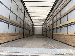 Schmitz Cargobull Curtainsider Standard