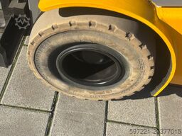 Jungheinrich EFG 110 neue Batterie Triplex