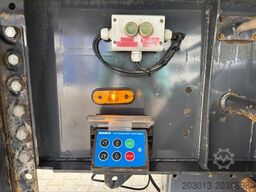 Müller Andernach Kippauflieg 3 Achs elekt. Plane