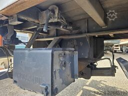 PACTON T2-001 STEERING AXLE/LOADING LIFT/ BPW DRUM.