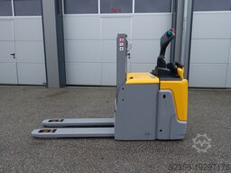 Jungheinrich ERD220 Hochhubwagen Mitfahrer Initialhub