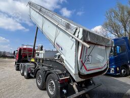 Schmitz Cargobull SCB S.2 / KIPPER 24M3 / 2 AXLE