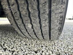 Mercedes Benz 1851 LS Gigaspace Standklima Retarder