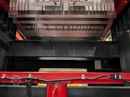 Amada Astro