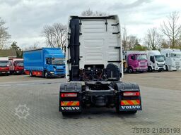 Volvo FH 13.500 Globetrotter XL 4x2 - I parkcool - Fu...