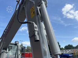 Takeuchi Kraan TB230 - Gebruikt