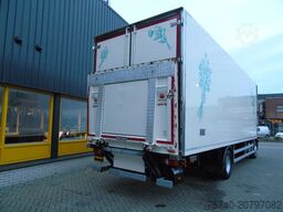 MAN TGM 12.250 + EURO 6 + LIFT + 12T