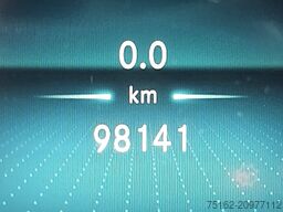 MERCEDES-BENZ SPRINTER 317 L2H2 LED MBUX10 RWD!