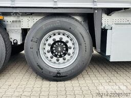 Schmitz Cargobull Curtainsider Standard