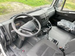 Iveco Trakker AD410T42H Tipper Truck