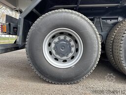Iveco Trakker AD410T42H Tipper Truck