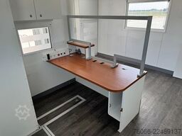 Smit STO-1030 Medical Hospital Trailer