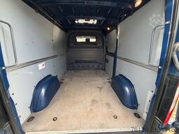 MERCEDES-BENZ Sprinter 211 CDI Automatik Standheizung L1H1 AHK