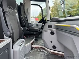 MAN Lions Coach R08 63 Sitze 3-Achsen 13.8m