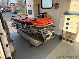 MERCEDES-BENZ Sprinter 313 RTW / Trage /