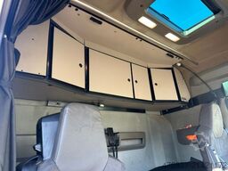 MAN TGX 26.580 6x4 / Kurzholz / Tajfun 150Z96