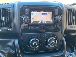 PEUGEOT Boxer Koffer 335 L2 BlueHDi 130 *Ladebordwand*