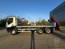 IVECO Trakker AD 260 Fassi F135a