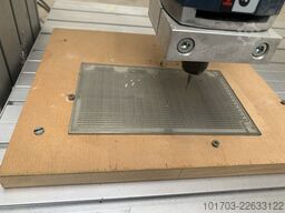 ISERT ELECTRONIC X 350 / Y 300 / Z 70 mm - 24000 RPM
