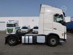 Volvo FH 460 4x2, Glob, 2 Tanks, ACC, TUV, NL truck, ...