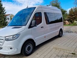 MERCEDES-BENZ 2 x Lagerfahrzeug Bürgerbus Niederflur 9 Sitze