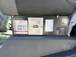 Johnston C202 Kleinkehrmaschine 2 M³ - 6.000 h
