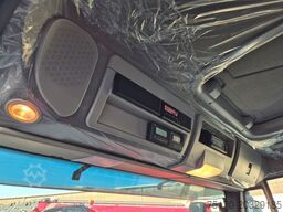 IVECO Eurocargo ML160E28/P Carrier Supra 1250 LBW Tür