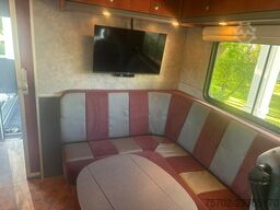 DAF CF Roelofsen 6 Pferde Wohnung