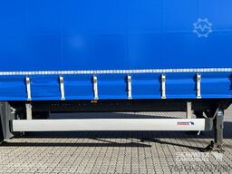 Schmitz Cargobull Curtainsider Mega Getränke