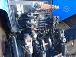 NEW HOLLAND T 6.190 PC 4x4 Frontlader Klima