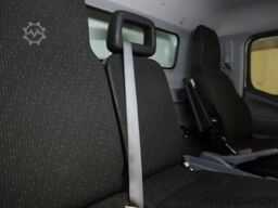 FUSO Canter Fuso Koffer 7C15 LBW