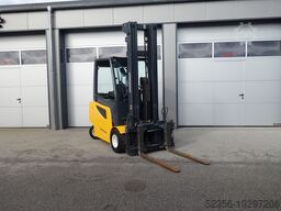 Jungheinrich 3t Elektro EFG S30 Triplex 6,5m ZVG SS