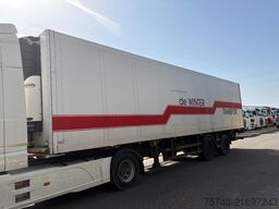 Schmitz SKO 18 + STUURAS + LOADLIFT + CARRIER