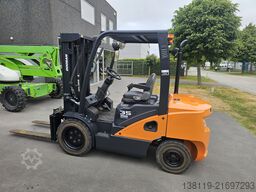 DOOSAN D35