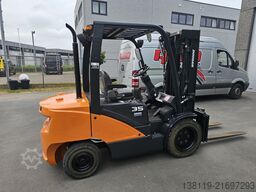 DOOSAN D35