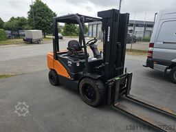 DOOSAN D35