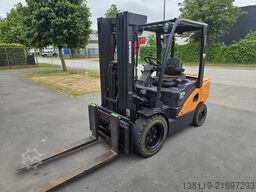 DOOSAN D35