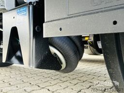 Schmitz Cargobull Curtainsider Mega Getränke