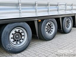 Schmitz Cargobull Curtainsider Mega Getränke