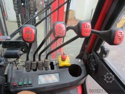 Manitou MI25D Seitenschieber + Duplex-Freihubmast