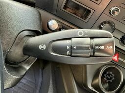 Mercedes-Benz Antos 1827 Carrier Supra 1150 / Euro 6 / LBW